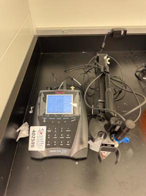 Thermo Fisher Scientific Orion Dual Star pH/ISE Meter for Multiparameter Electrochemical Analysis-cover