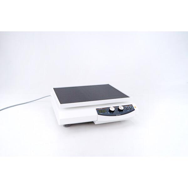 Heidolph Polymax 2040 Platform Shaker with 5° Inclination and Variable Speed 2.5-50 rpm