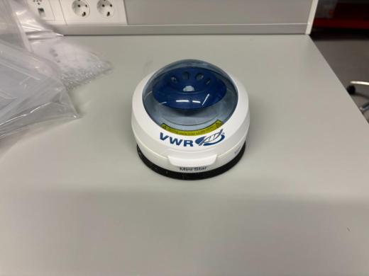 VWR Mini Star Mini Centrifuge for Rapid Microcentrifuge Tube Spin-Downs-cover