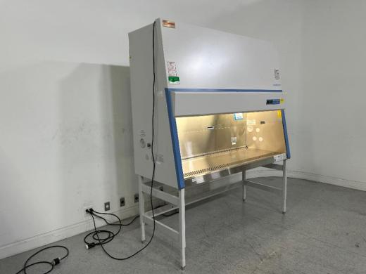 Thermo Scientific 1300 Series A2 Model 1377 Class II 6' Biosafety Cabinet-cover