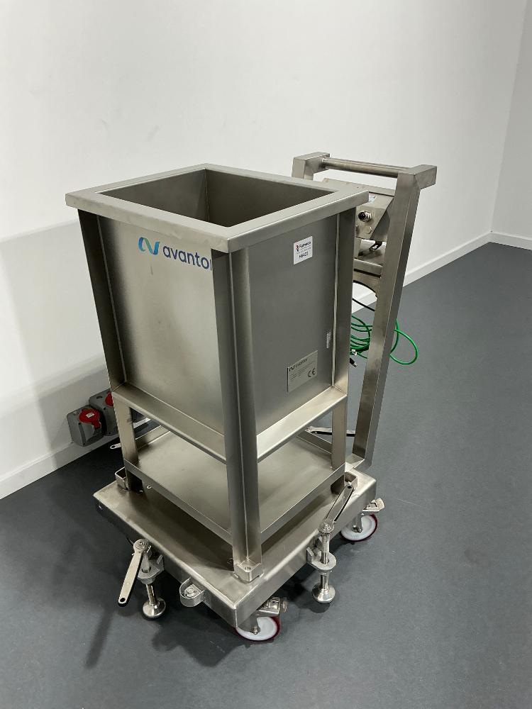 Mettler Toledo IND570 Industrial Weighing Terminal with 50L Stainless Steel Container on Mobile Cart