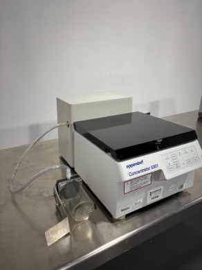 Eppendorf 5301 Laboratory Sample Concentrator for Solvent Evaporation