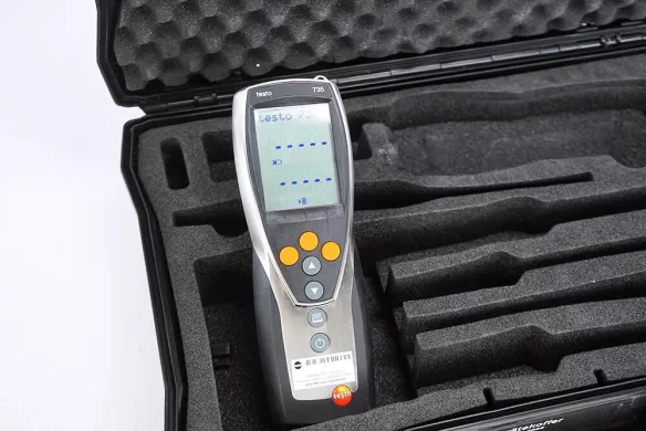 Testo 735-1 3-Channel Temperature Measuring Instrument 0560 7351 with Carrying Case
