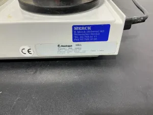 Heidolph MR 3001 Adjustable Speed Laboratory Magnetic Stirrer, 3 of 4