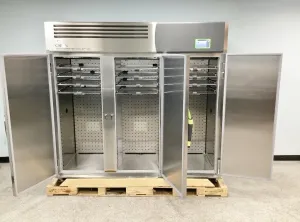 Caron 7001 Large-Capacity Refrigerated Incubator with Heating & Cooling Controls, 6 of 16