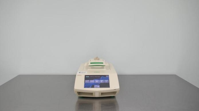 Bio-Rad C1000 Thermal Cycler with Gradient and USB Data Transfer for PCR Applications-cover
