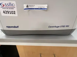 Eppendorf 5702 RH Refrigerated Centrifuge, 2 of 3