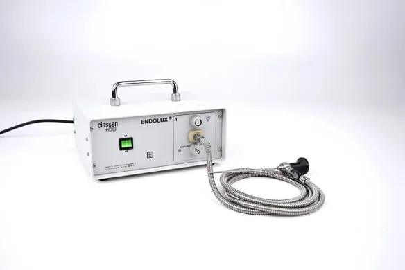 Classen + Co Endolux 1 Light Source with Henke-Sass Wolf 122080 0° Rigid Endoscope