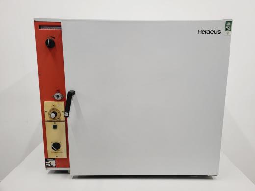 Heraeus Type B 5060 E Laboratory Incubator-cover