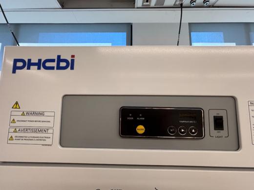 PHCBI MPR-1412R-PA Pharmaceutical Refrigerator-cover