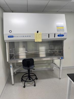 The Baker Company SterilGARD SG604 6-Foot Class II Type A2 Biosafety Cabinet-cover