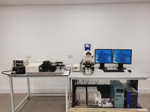 Zeiss Axioplan 2 Confocal Microscope with Multi-Laser System-cover