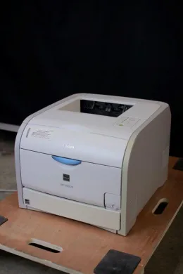 Canon LBP-7200CN Desktop Laser Printer with 9600 dpi Equivalent Resolution
