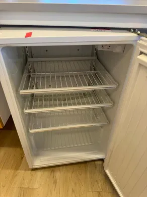 VWR Undercounter Refrigerator