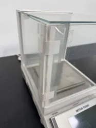 Mettler Toledo XS1003S Analytical Balance, 3 of 4