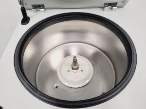 Eppendorf 5804 R Benchtop Refrigerated Centrifuge with Rotor, 8 of 23