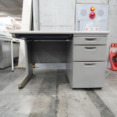 ITOKI CZP-411-W5 Laboratory Table W110×D80×H70cm No Lock-cover