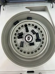 Fisher Scientific accuSpin Micro 17R Refrigerated Centrifuge, 3 of 4