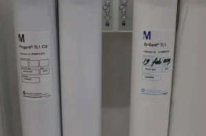 Millipore Elix 100 Water Purification System, 2 of 3