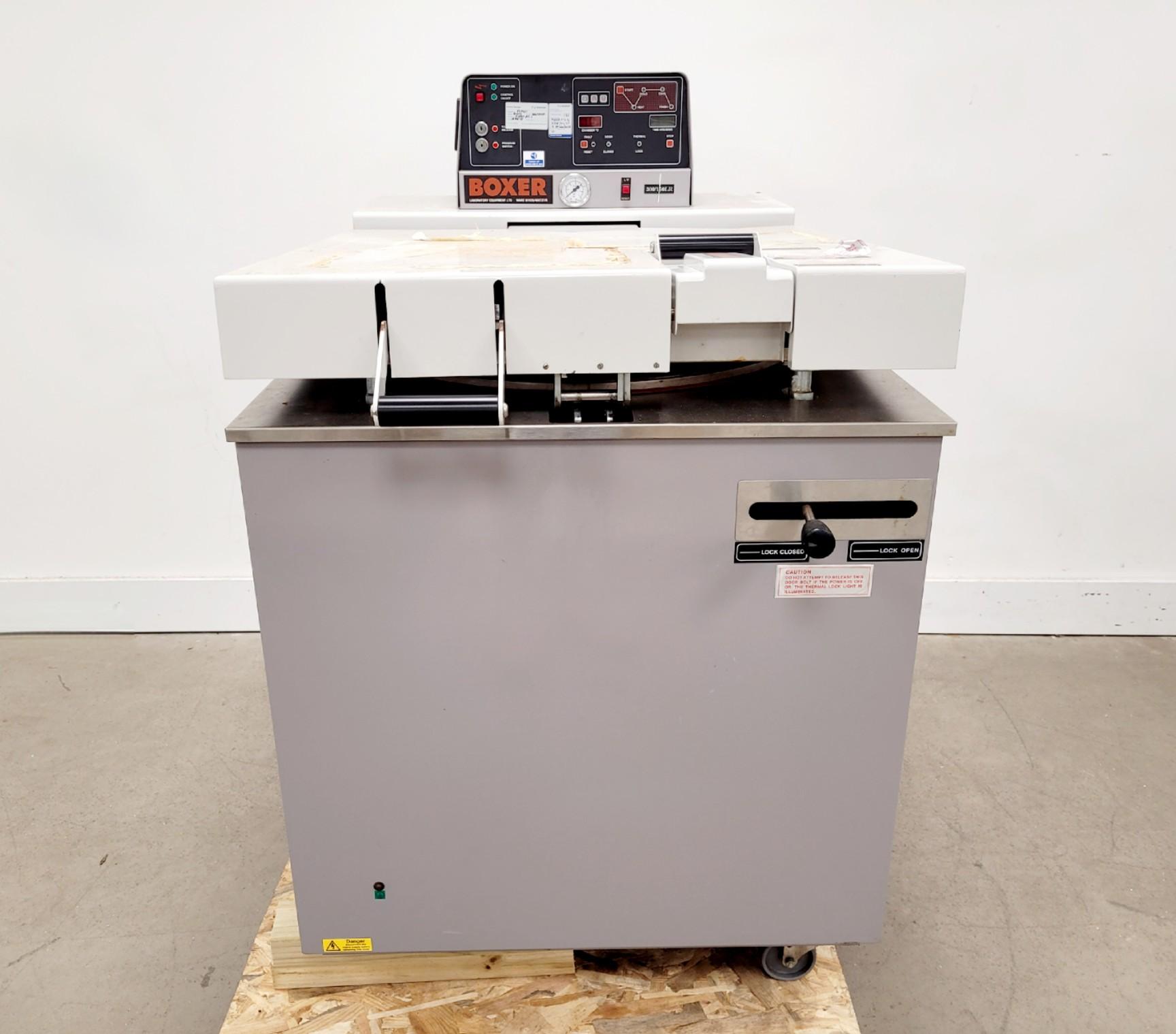Boxer 300/150LR Autoclave for Laboratory Use