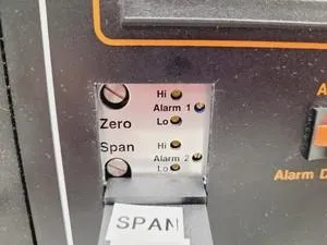 Servomex Series 1400 CO2 Analyzer, 3 of 8