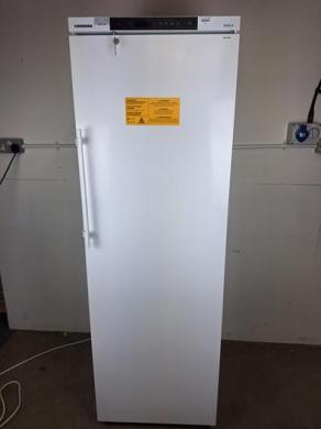 Liebherr LKexv 3910 MediLine Laboratory Refrigerator-cover