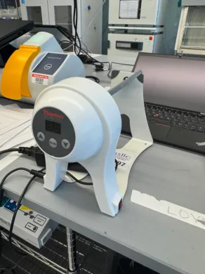 Thermo Tube Revolver Model 88881001 with Digital Speed Control for Sample Agitation