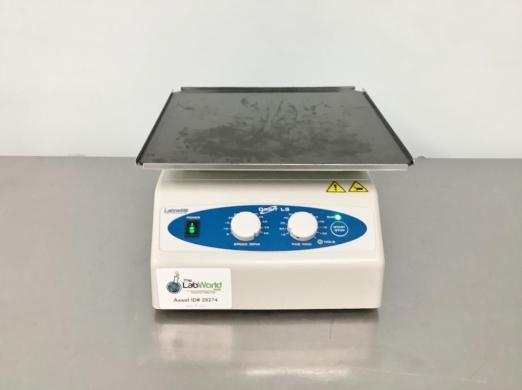 Labnet Orbit LS and Orbit 1000 Compact Orbital Shakers for Controlled Sample Mixing-cover