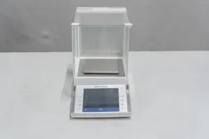 Mettler Toledo XP1203S Analytical Balance, 2 of 5