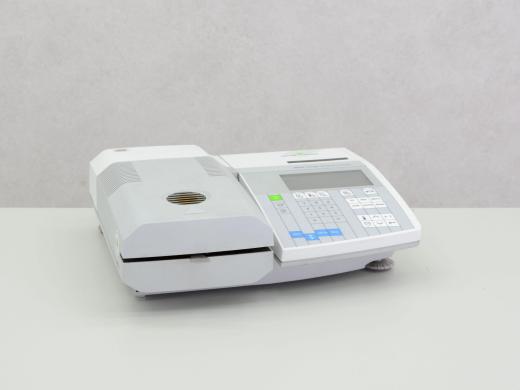 Mettler HR73 Halogen Moisture Analyzer for Thermogravimetric Moisture Determination-cover