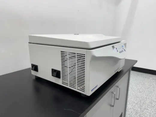 Eppendorf 5810 R Refrigerated Benchtop Centrifuge with 14,000 rpm Speed and R134a Cooling