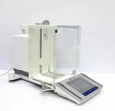 Mettler Toledo XP205 Analytical Balance 220g Capacity 0.01mg Readability