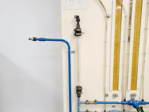 TecEquipment H16 Losses in Piping Systems Fluid Mechanics Training Apparatus, 24 of 27