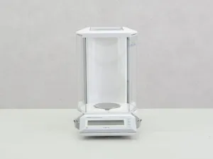 Mettler AG204 Analytical Balance for Precise Laboratory Weighing, 2 of 3