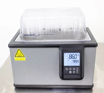 PolyScience WB05 Laboratory Water Bath Chiller/Heater with 5°C to 99°C Range, 240V EU Plug