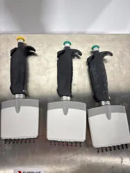 Starlab ErgoOne Electronic Multichannel Pipette Set of 5 for Precise Liquid Handling, 2 of 2