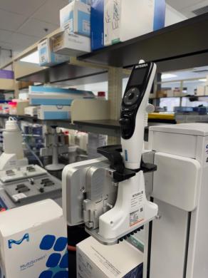 INTEGRA Biosciences ASSIST PLUS Automatic Pipettor for Automated Liquid Handling-cover