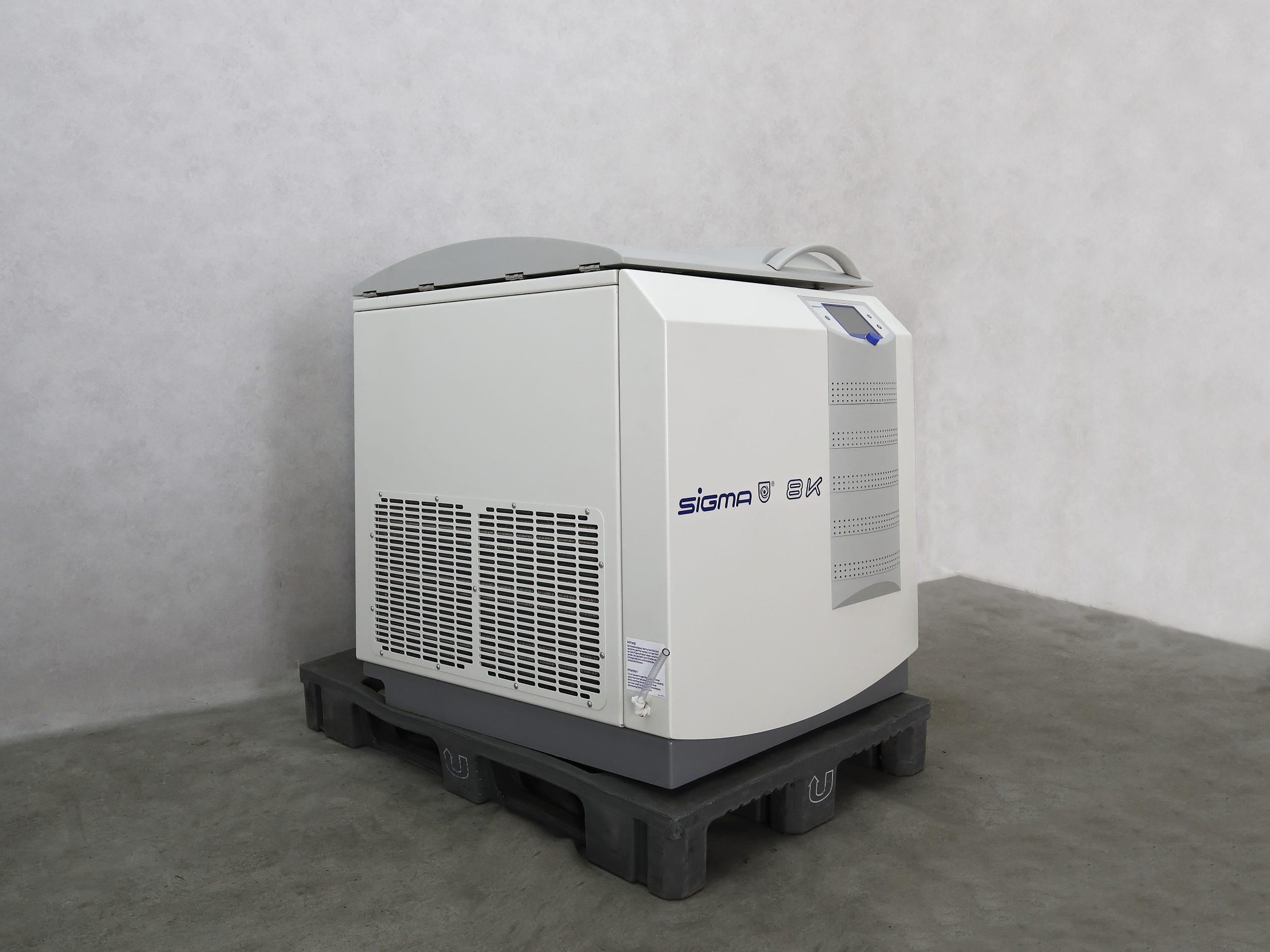 Sigma 8K Refrigerated Centrifuge for Clinical and Biotechnological Applications