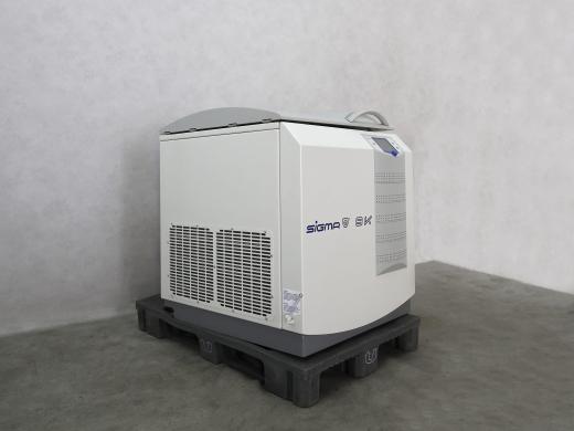 Sigma 8K Refrigerated Centrifuge for Clinical and Biotechnological Applications-cover