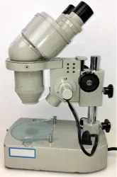Shimadzu Kalnew Binocular Stereo Microscope with 20X/40X Magnification, 5 of 11