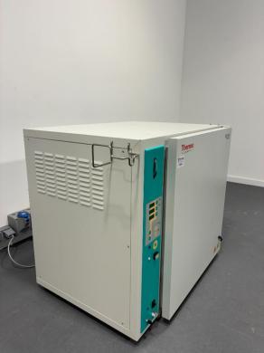 Thermo Fisher Scientific BBD 6220 CO2 Incubator for Precise Cell Culture Environmental Control-cover