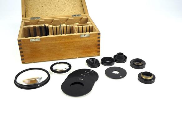 Leitz Wetzlar Wooden Storage Box with Filter Aperture-cover