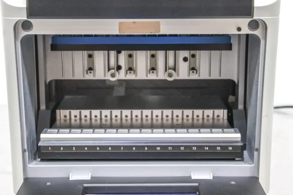 Promega MX3031 Automated Molecular Biology DNA, RNA, and Protein Purification System, 16-Sample Throughput