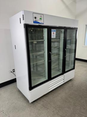 Fisher Scientific Isotemp Triple Door Refrigerator-cover