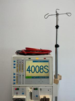 Fresenius Medical Care 4008 S Hemodialysis Machine for Clinical Dialysis Applications-cover