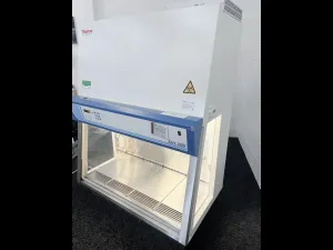 Thermo Scientific Safe 2020 1.2 MSC Class II Microbiological Safety Cabinet, 11 of 12
