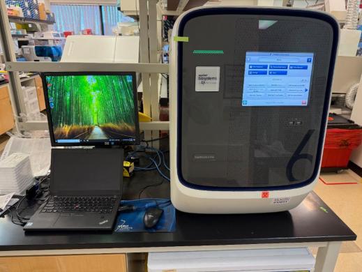 Applied Biosystems QuantStudio 6 Flex Real-Time PCR System-cover