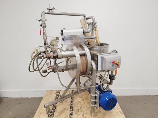 DDS Ultrafiltration System for Laboratory Bioprocessing and Sample Preparation-cover