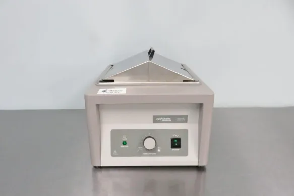 VWR Waterbath 1203 Stainless Steel Boiling Water Bath with 14L Capacity