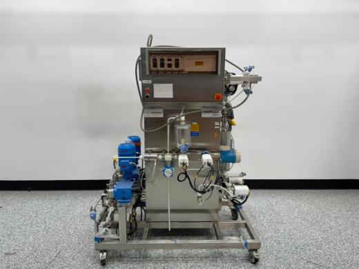 Amersham Biosciences BioProcess Modular Chromatography System for Biomolecule Purification-cover